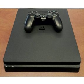 Playstation 4 Slim (500GB)