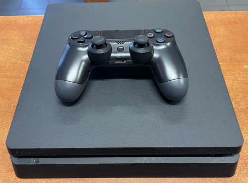 Playstation 4 Slim (500GB)